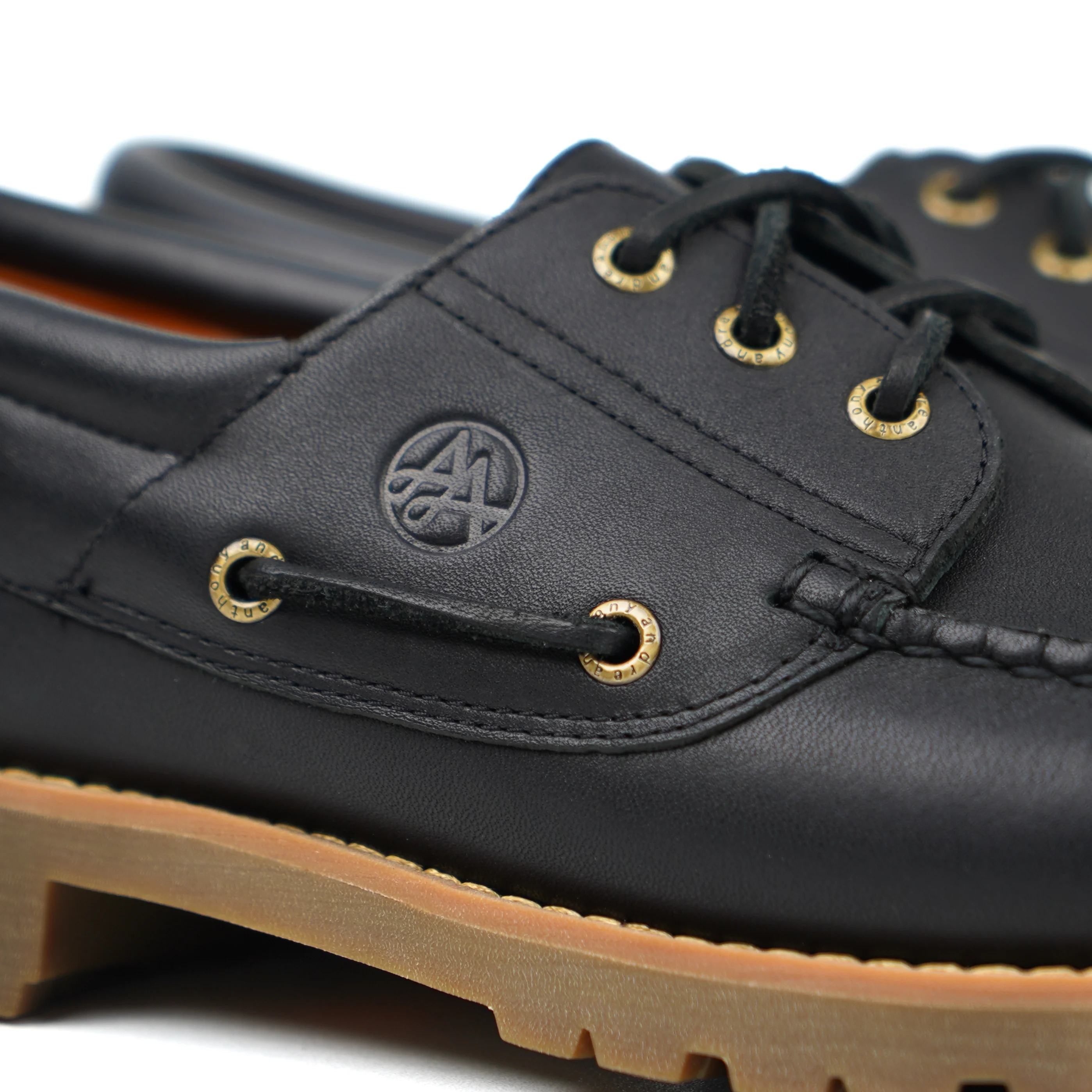 Highland Black - Image 7