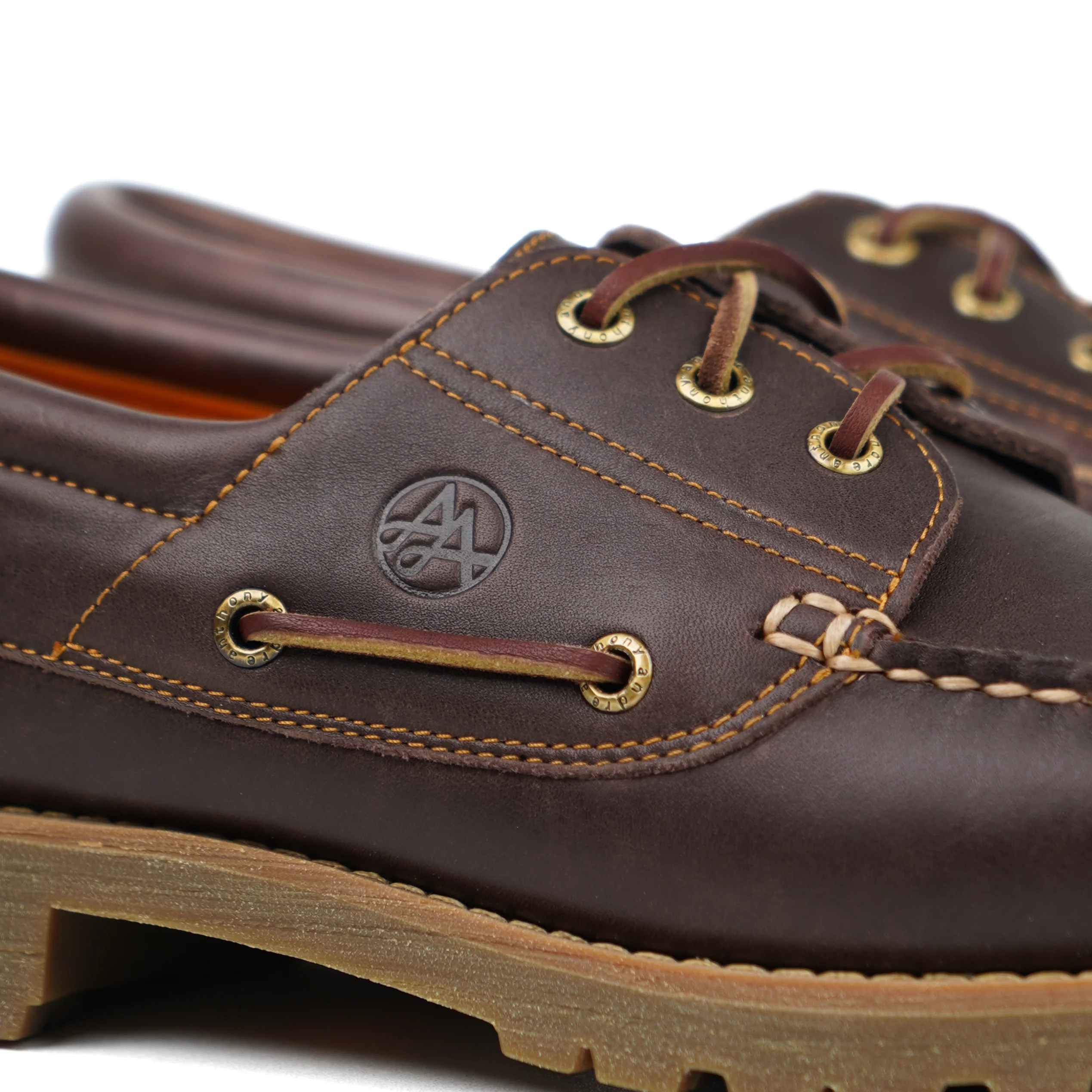 Highland Dark Brown - Image 5