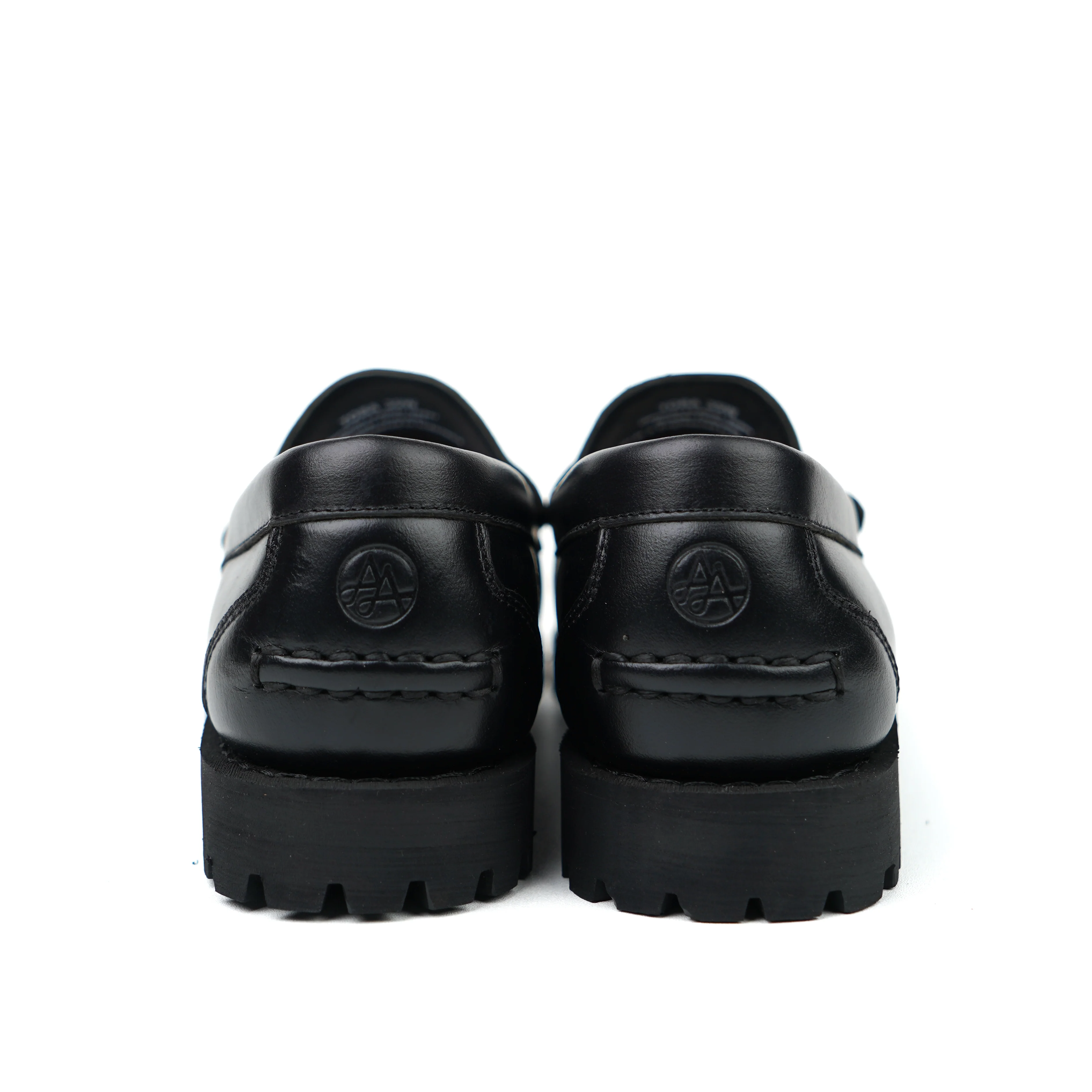 Toba Black - Image 6
