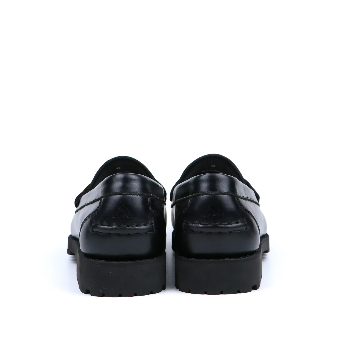 Toba Black - Image 4