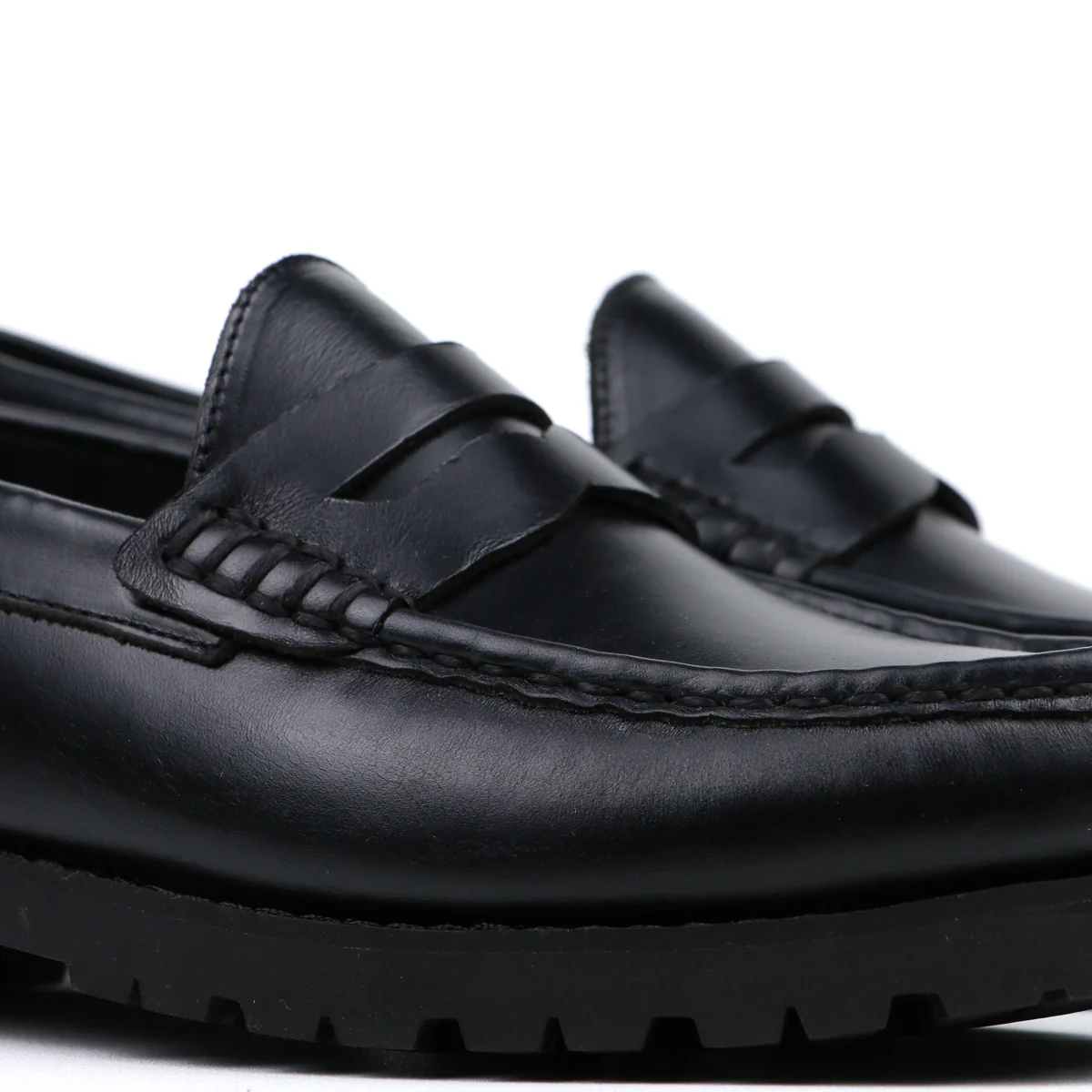 Toba Black - Image 5